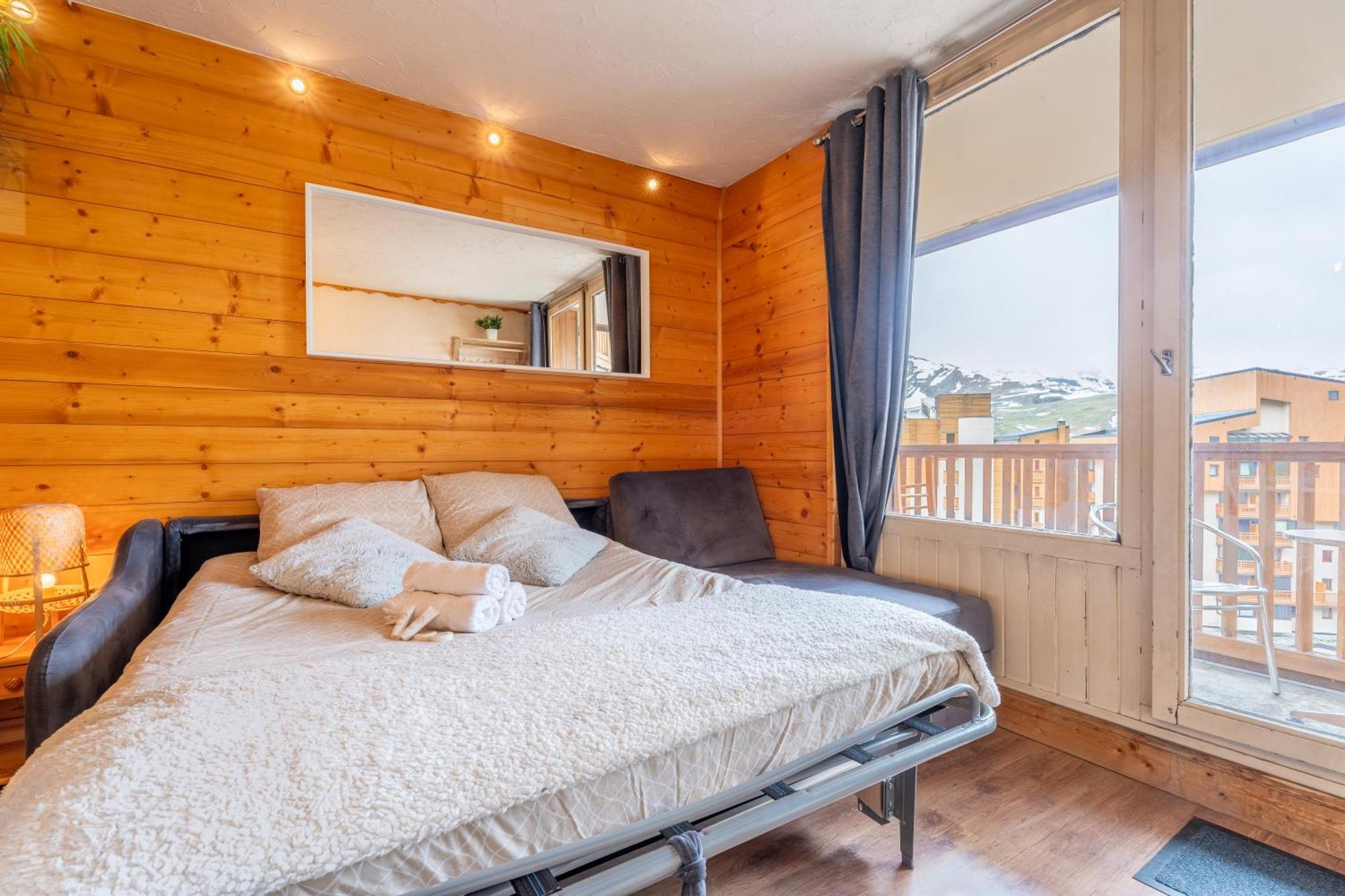 Apartment In-out - Heart Of Warm-hearted Apartment, Wifi 165 *