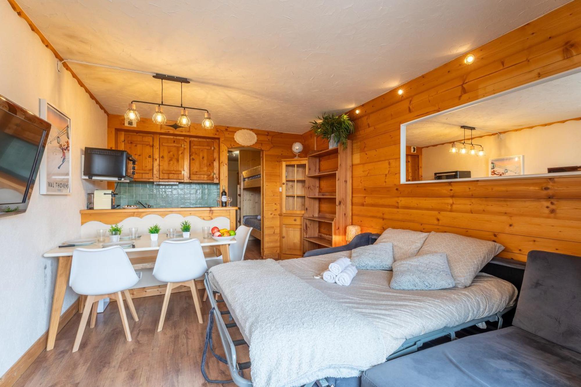 In-out - Heart Of Warm-hearted Apartment, Wifi 165 Appartement